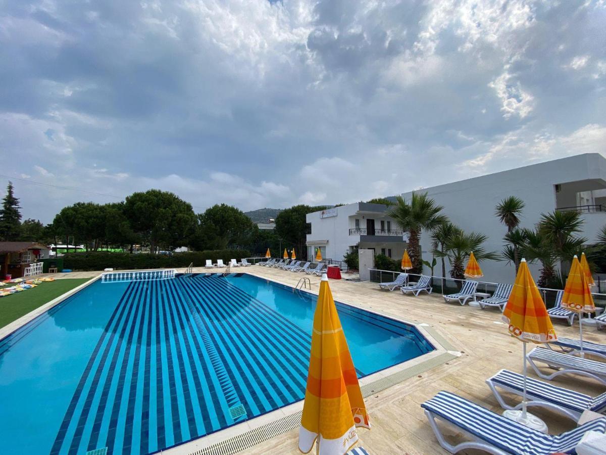 Palm Club Apart Otel Kusadası Exteriör bild
